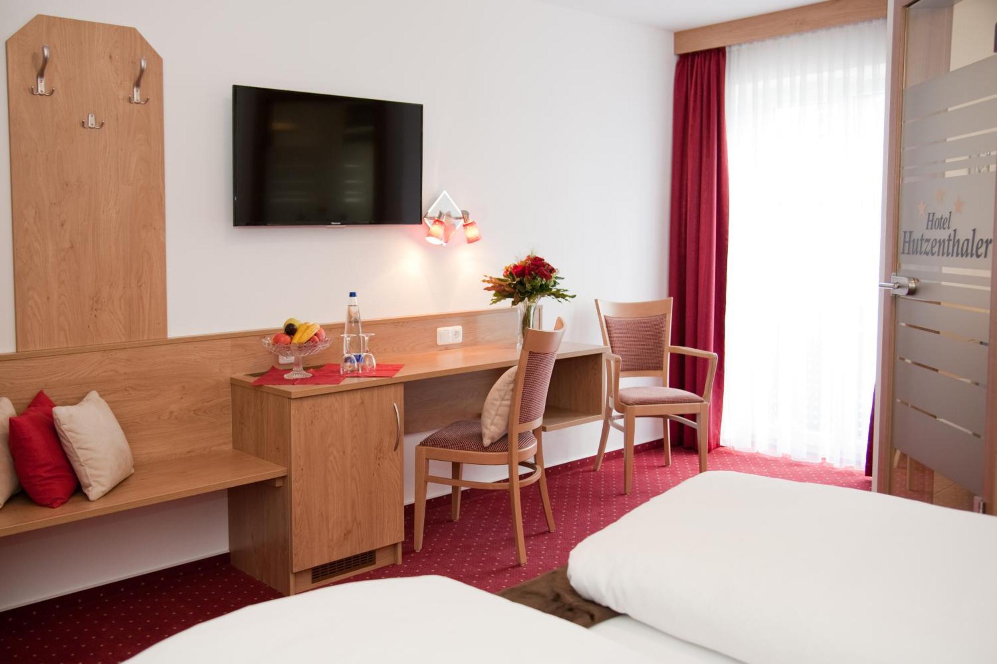 Hotel Hutzenthaler Bruckberg الغرفة الصورة